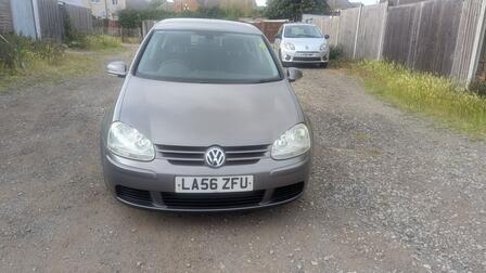 VOLKSWAGEN GOLF 1.6 FSI Match